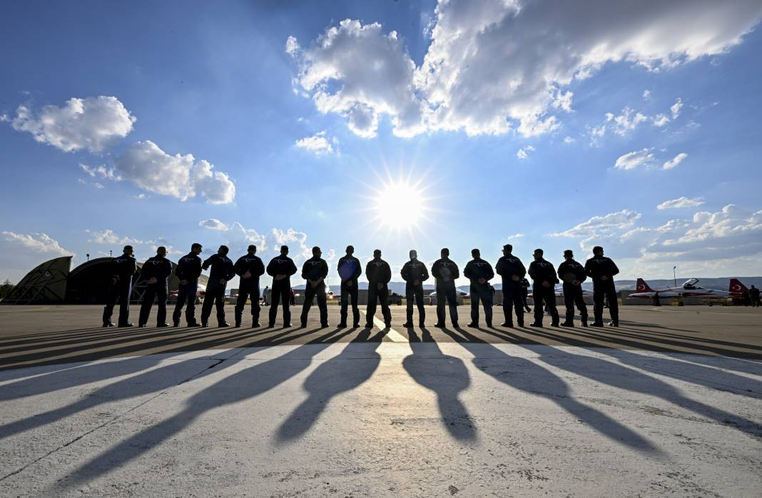 Türk Yıldızları’ndan 30 Ağustos’ta Anıtkabir’de saygı uçuşu - Resim: 42